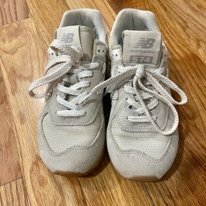 New Balance 2021 womens 574 'Silver Birch/ White sneakers Sz 5